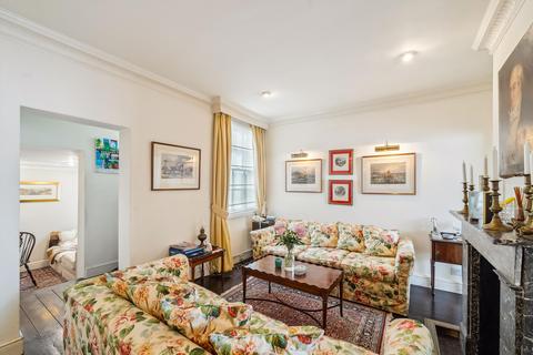 undefined, Anns Close, London, SW1X