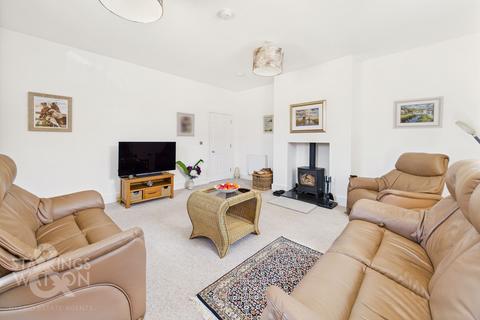 3 bedroom detached bungalow for sale, Holly Close, Norwich NR14