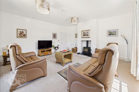 3 bedroom detached bungalow for sale, Holly Close, Norwich NR14