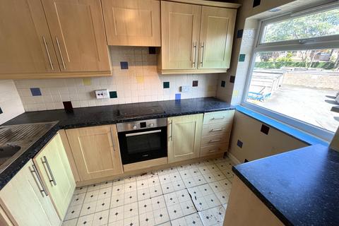 2 bedroom flat for sale, Lowther Road, Prestwich, M25