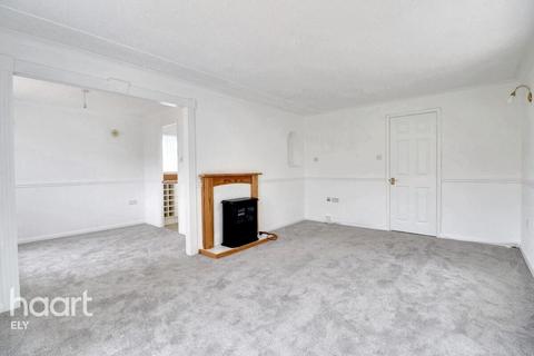 undefined, Hardwicke Fields, Haddenham