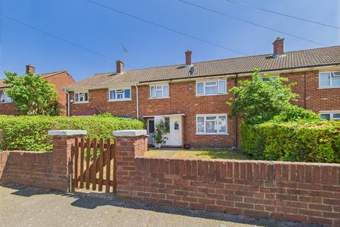 Manor Close, Aveley, Thurrock, RM15