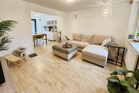 18 Boat Lane, Manchester, M22 4HR