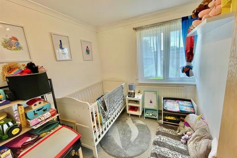 12 Greville Close, Welham Green, Hatfield, AL9 7ED