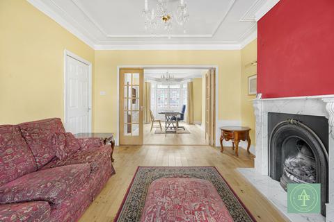 undefined, Broomfield Avenue, Palmers Green, London, N13