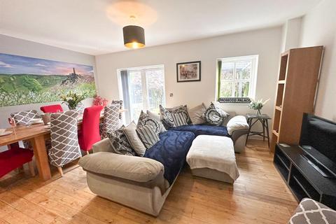 4 Acre Road, Cowling, Keighley, BD22 0FN