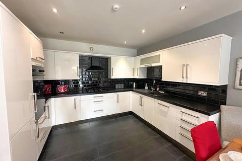 4 Acre Road, Cowling, Keighley, BD22 0FN