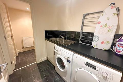 4 Acre Road, Cowling, Keighley, BD22 0FN