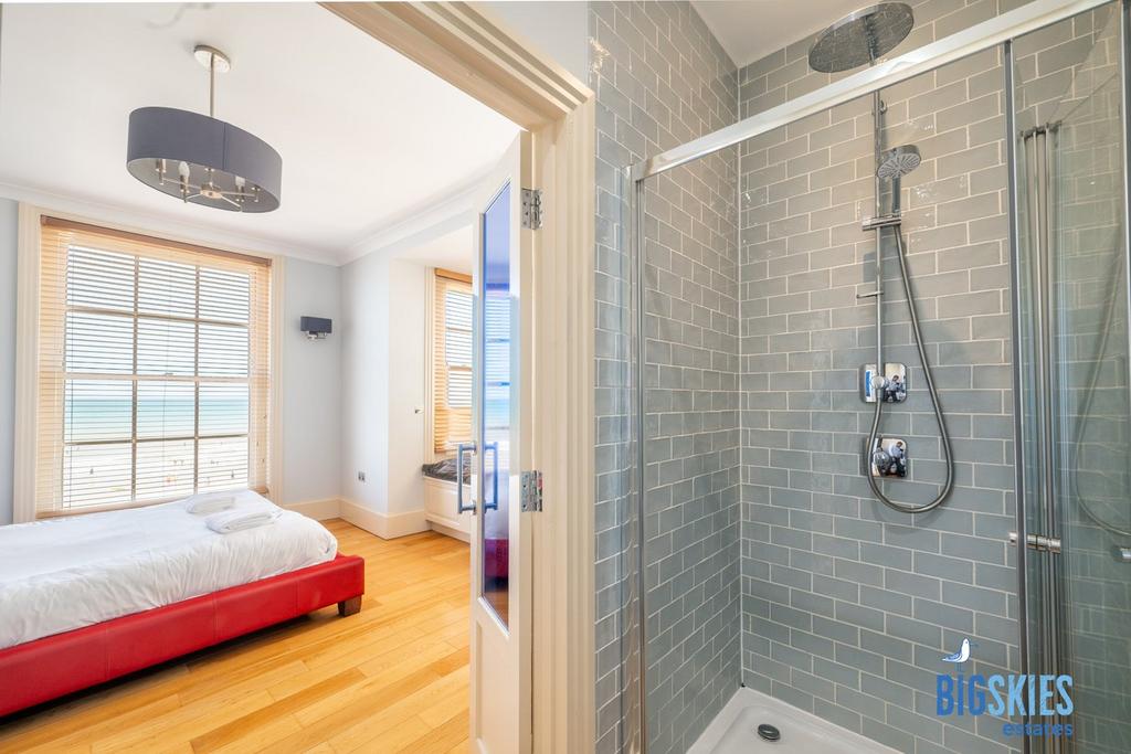 Principal En-Suite