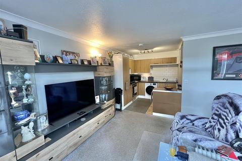 1 bedroom flat for sale, Knoll Avenue Darlington
