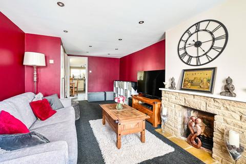 1 bedroom semi-detached house for sale, Laytons Lane, Surrey TW16