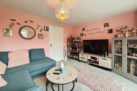 3 bedroom semi-detached house for sale, Blackthorne Close, Bradford BD2