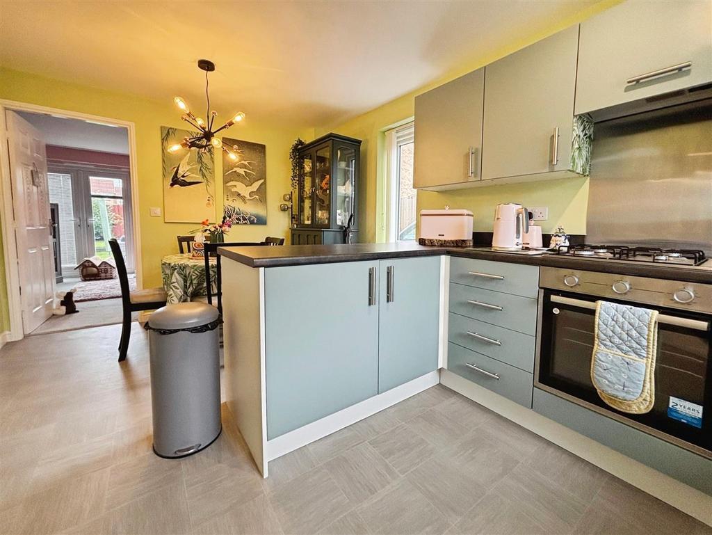 Dining Kitchen