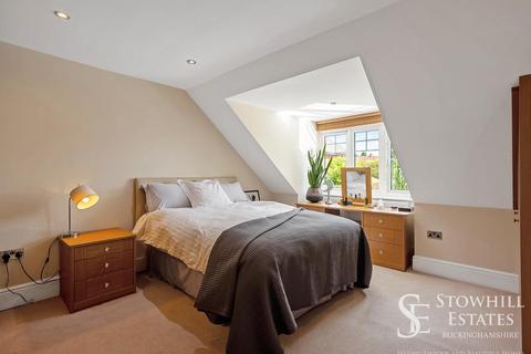 5 bedroom detached house for sale, Beeches Road, Farnham Common, SL2