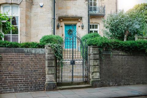6 bedroom house for sale, Radnor House, Belle Vue Road, Shrewsbury, SY3 7LU