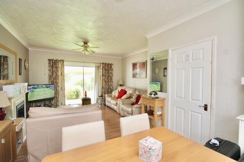 31 Brecon Square, Newington, Ramsgate, CT12 6NS