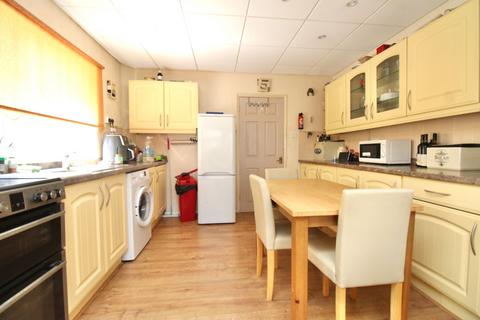 31 Brecon Square, Newington, Ramsgate, CT12 6NS