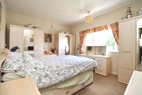 31 Brecon Square, Newington, Ramsgate, CT12 6NS