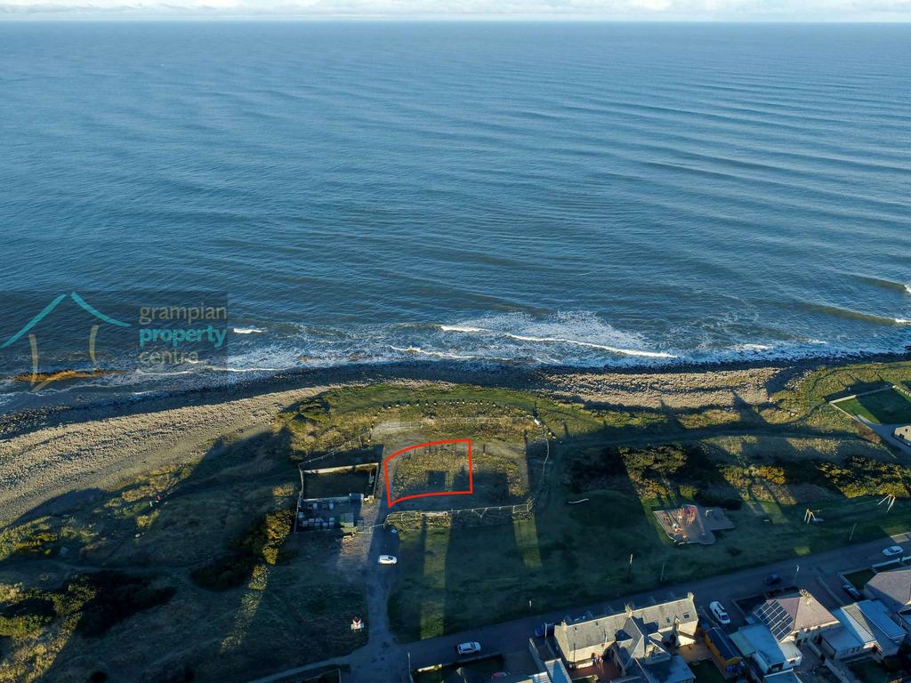 Lossie seafront plot18a.jpeg