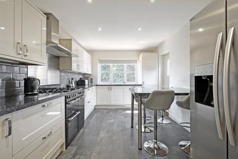 4 bedroom detached house for sale, Roman Road, Mountnessing, Brentwood, Essex, CM15