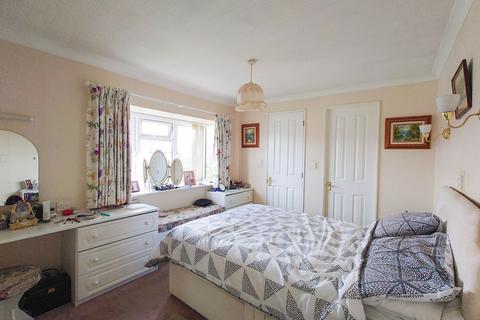 undefined, Newhaven Heights, Newhaven