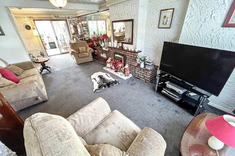 3 bedroom terraced house for sale, Raunds Avenue, Roseworth, Stockton-on-Tees, Durham, TS19 9BW