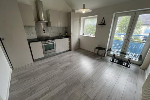 71 Brompton Road, Hamilton, Leicester, LE5 1PP