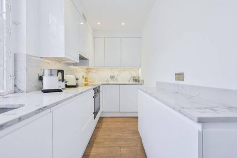 Clarence Terrace, Regent's Park, London, NW1