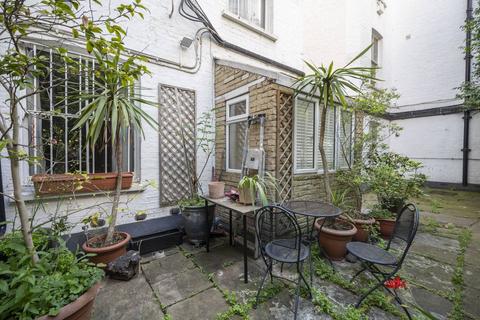 2 bedroom flat for sale, Oxford & Cambridge, Marylebone, London, NW1
