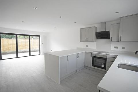 undefined, Woodsley Fold, Thornton