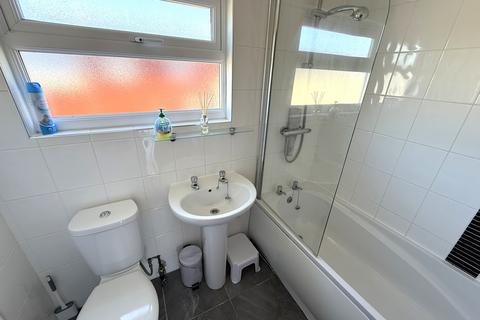 2 bedroom chalet for sale, New Lydd Road, Camber TN31