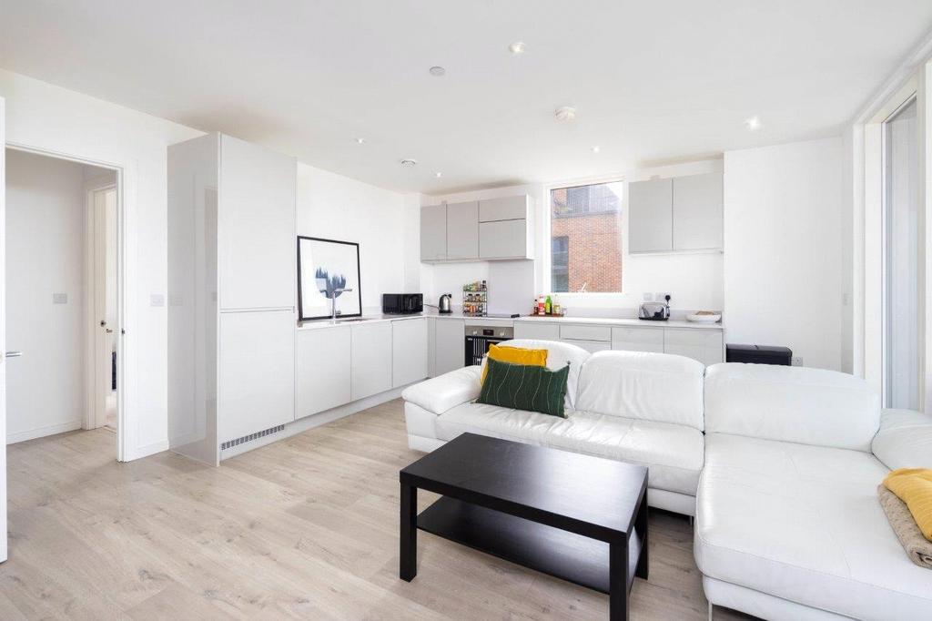 Living Room/Kitchen