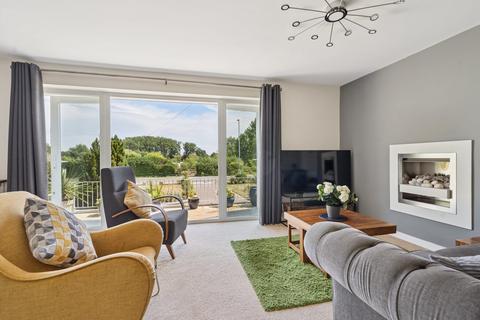 3 bedroom semi-detached house for sale, Crosshall Road, St Neots PE19