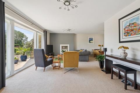3 bedroom semi-detached house for sale, Crosshall Road, St Neots PE19
