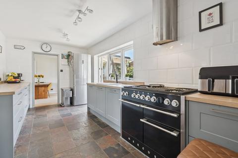 3 bedroom semi-detached house for sale, Crosshall Road, St Neots PE19