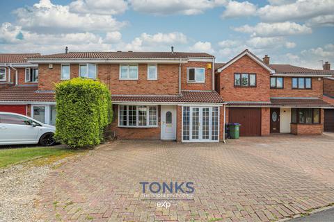 4 bedroom semi-detached house for sale, Wadham Close, Rowley Regis B65