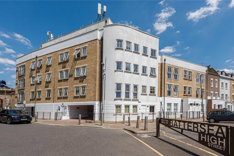 Battersea High Street, London, SW11