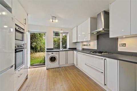 3 Haversham Close, Twickenham, TW1 2JP