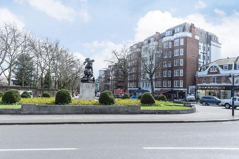 5 bedroom flat to rent, Park Road, London NW8