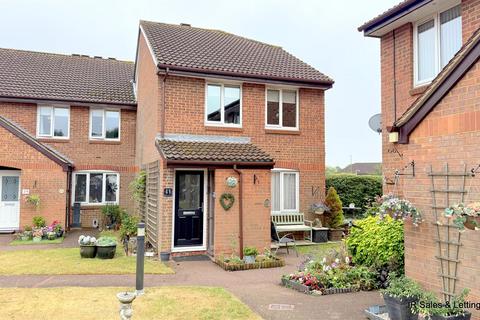 1 bedroom retirement property for sale, Rose Court, Rosedale Way, West Cheshunt