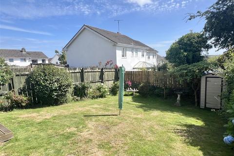 121 Century Close, St Austell, PL25 3UZ