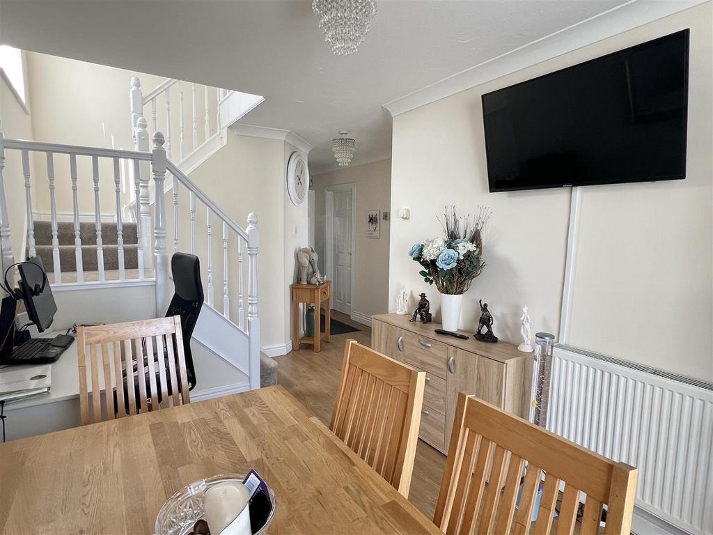 Dining Room: