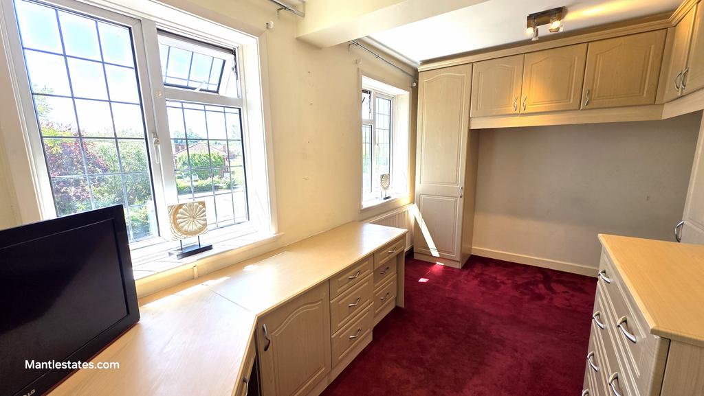Front bedroom