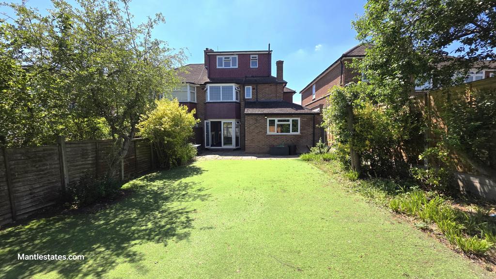 4 Bedroom Semi-Detached House