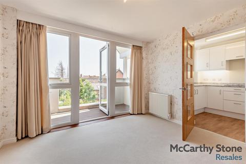 1 bedroom apartment for sale, Farringford Court, Avenue Road, Lymington