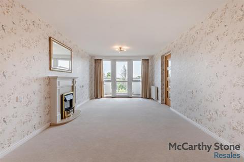 1 bedroom apartment for sale, Farringford Court, Avenue Road, Lymington