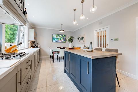2 bedroom flat for sale, Herndon Court, Flat 2/1, G77
