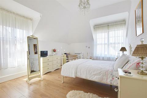 Flat 6, 6 Middlesex Road, Bexhill-on-sea, TN40 1LP