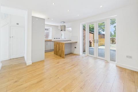 37 Tuffley Avenue, Gloucester, GL1 5LU