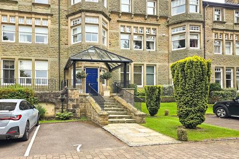 2 bedroom flat for sale, Chapman Square, Harrogate, HG1